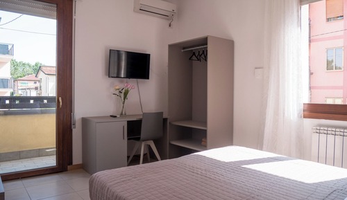 Deluxe Double or Twin Room, City View