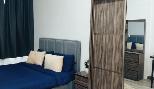 Superior Studio, 1 Queen Bed