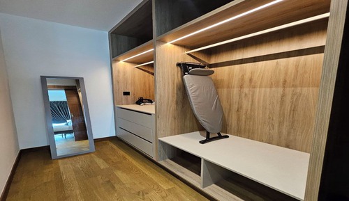 Superior Studio, 1 Queen Bed, Balcony, City View