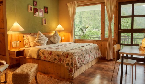 Deluxe Suite