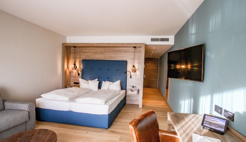 Superior Double Room, Balcony, Garden View