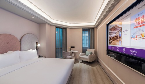 Superior Room, 1 King Bed