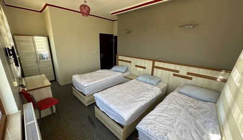 Luxury Suite