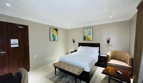 Economy Room, Balcony, City View