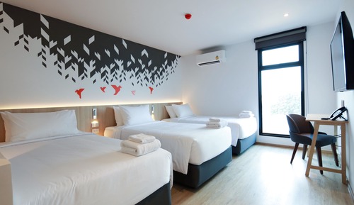 Deluxe Triple Room, City View