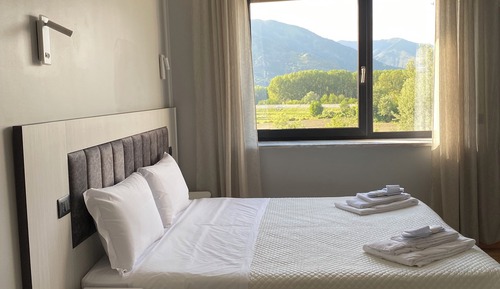 Classic Double or Twin Room, Hill View