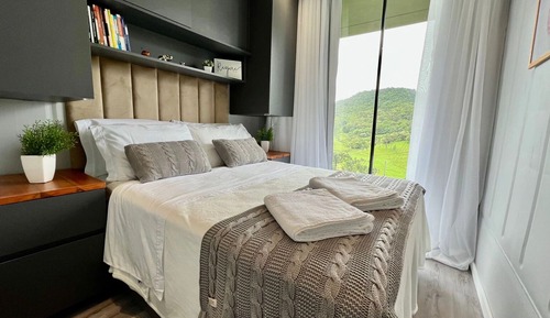 Romantic Cabin