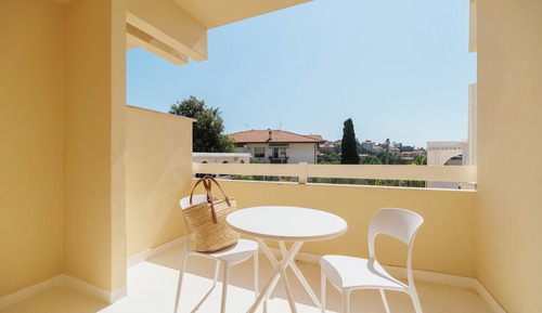 Classic Room, Balcony, City View