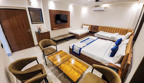Family Quadruple Room, City View