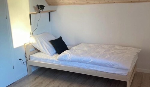 Classic Cottage, Garden View