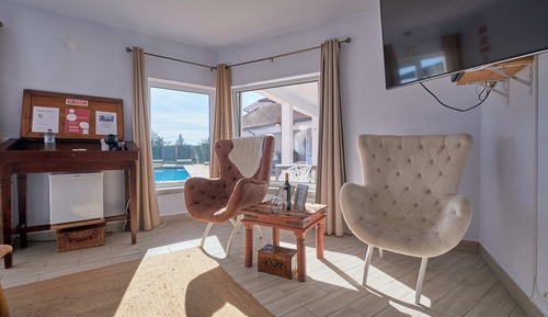Deluxe Suite, Pool View