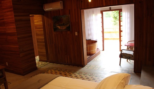 Luxury Suite, Lake View