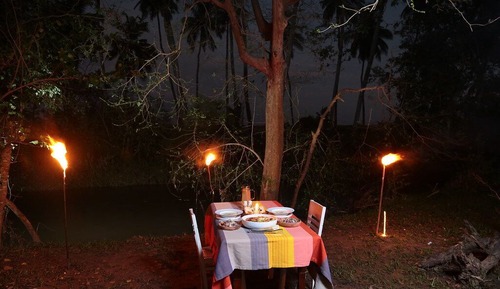 Classic Chalet, River View