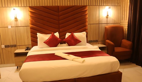 Deluxe Studio, Balcony