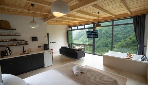 Deluxe Bungalow, Patio, River View
