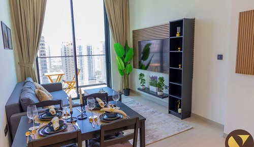 Luxury Apartment, Balcony, City View