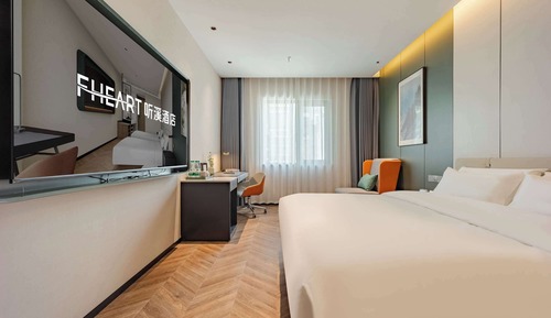 Classic Double Room, City View