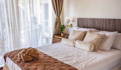 Superior Suite, Private Pool, Beach View