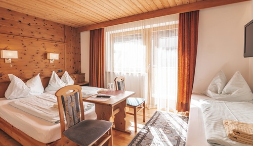 Superior Triple Room, Balcony, Mountain View