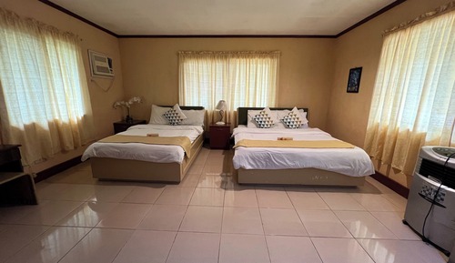 Premier Room