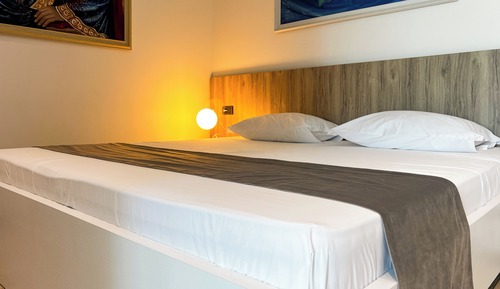 Deluxe Double Room, City View