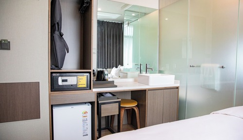 Superior Single Room