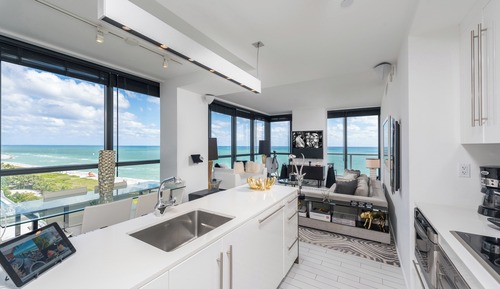 Room (W South Beach 3B1229)