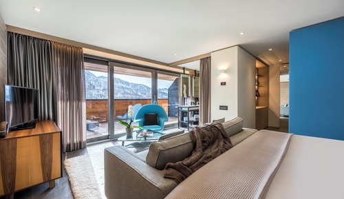 Junior Suite, Balcony, Mountain View