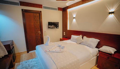 Deluxe Suite, Balcony, River View