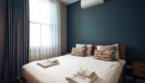 Family Studio Suite, City View