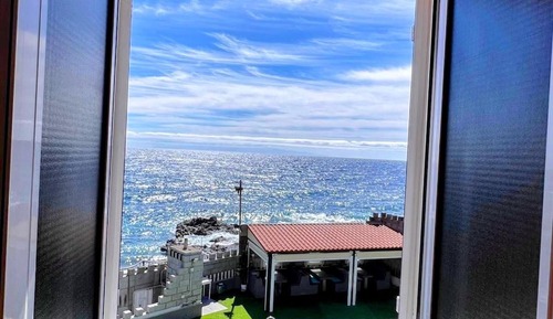 Standard Shared Dormitory, Shared Bathroom, Beach View