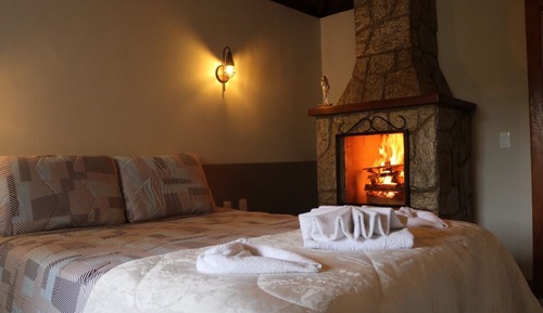 Superior Chalet, 1 Queen Bed, Housekeeping