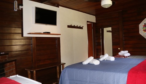 Family Chalet, Multiple Beds, Housekeeping, Garden View