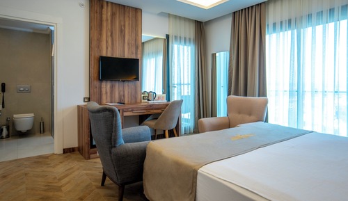 Standard Room, City View