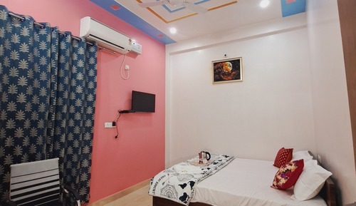 Family Room, Balcony