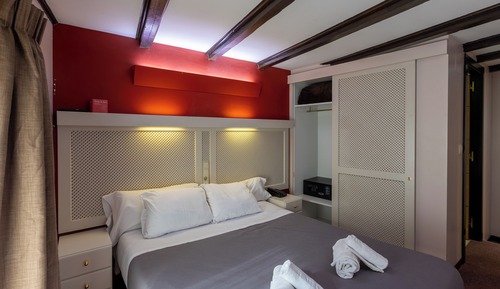 Comfort Double Room, Balcony, Mountain View