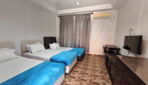 Deluxe Triple Room