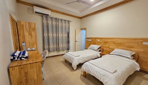 Deluxe Double or Twin Room, Garden View