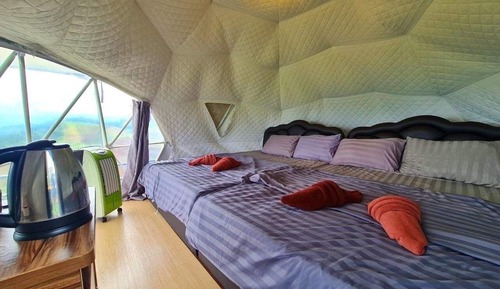 Family Room, Balcony, Mountain View