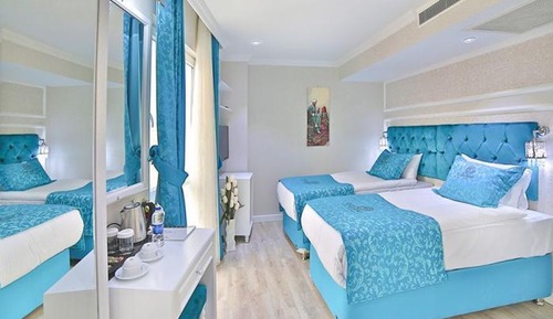 Standard Twin Room, Sea View