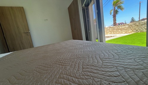 Deluxe Villa, Pool View