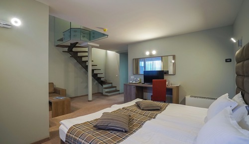 Duplex, 2 Bedrooms, Balcony