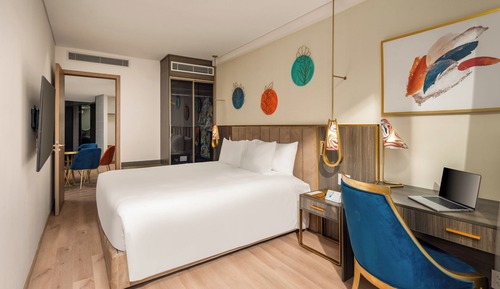 Oceanfront 3-Bedroom Grand Suite