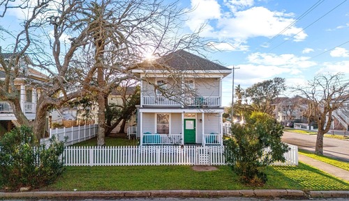 House, 4 Bedrooms