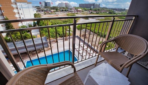 Deluxe Double or Twin Room, Pool View