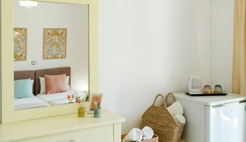 Comfort Room, Large Balcony, Garden View