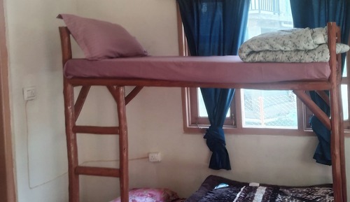 Mahi ravan (6 bed mixed dorm)