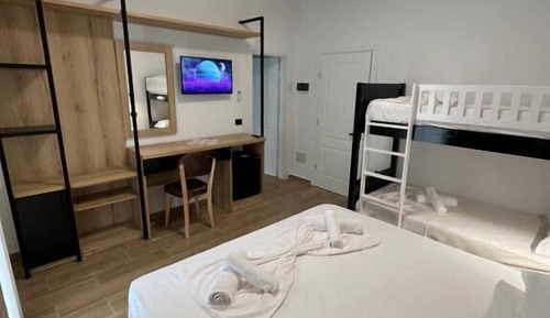 Quadruple Room, Garden View