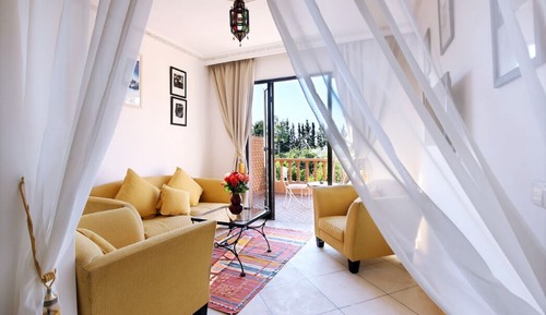 Junior Studio Suite