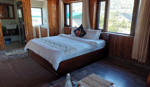 Deluxe Penthouse